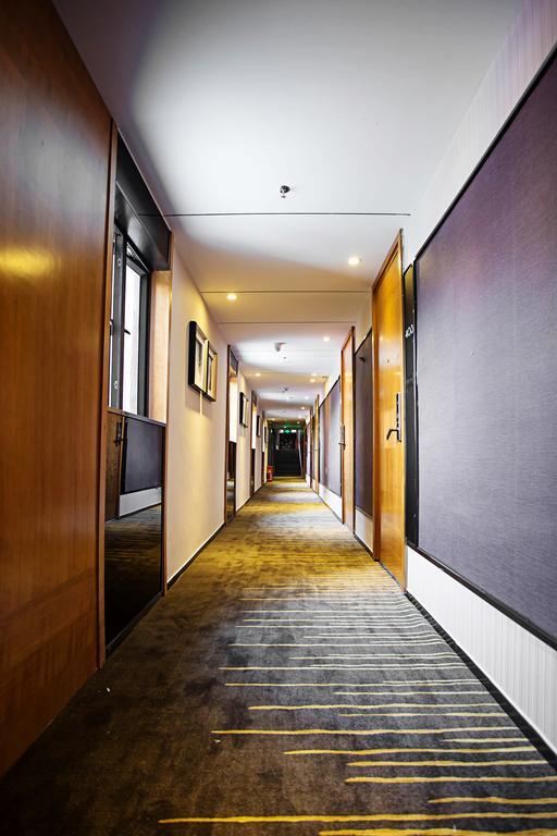 Insail Hotel Джухай Екстериор снимка