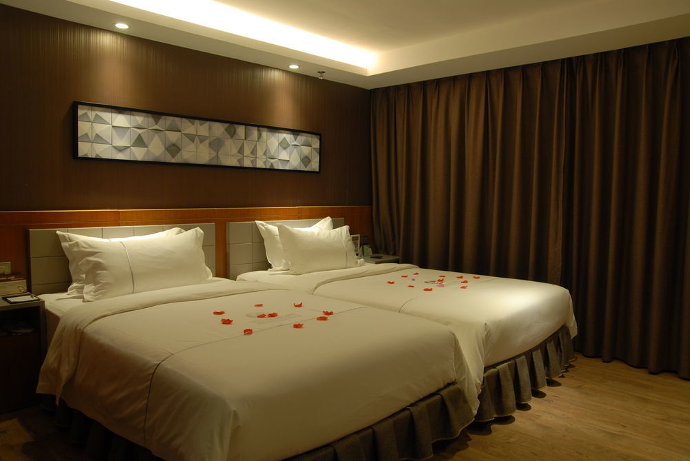 Insail Hotel Джухай Екстериор снимка