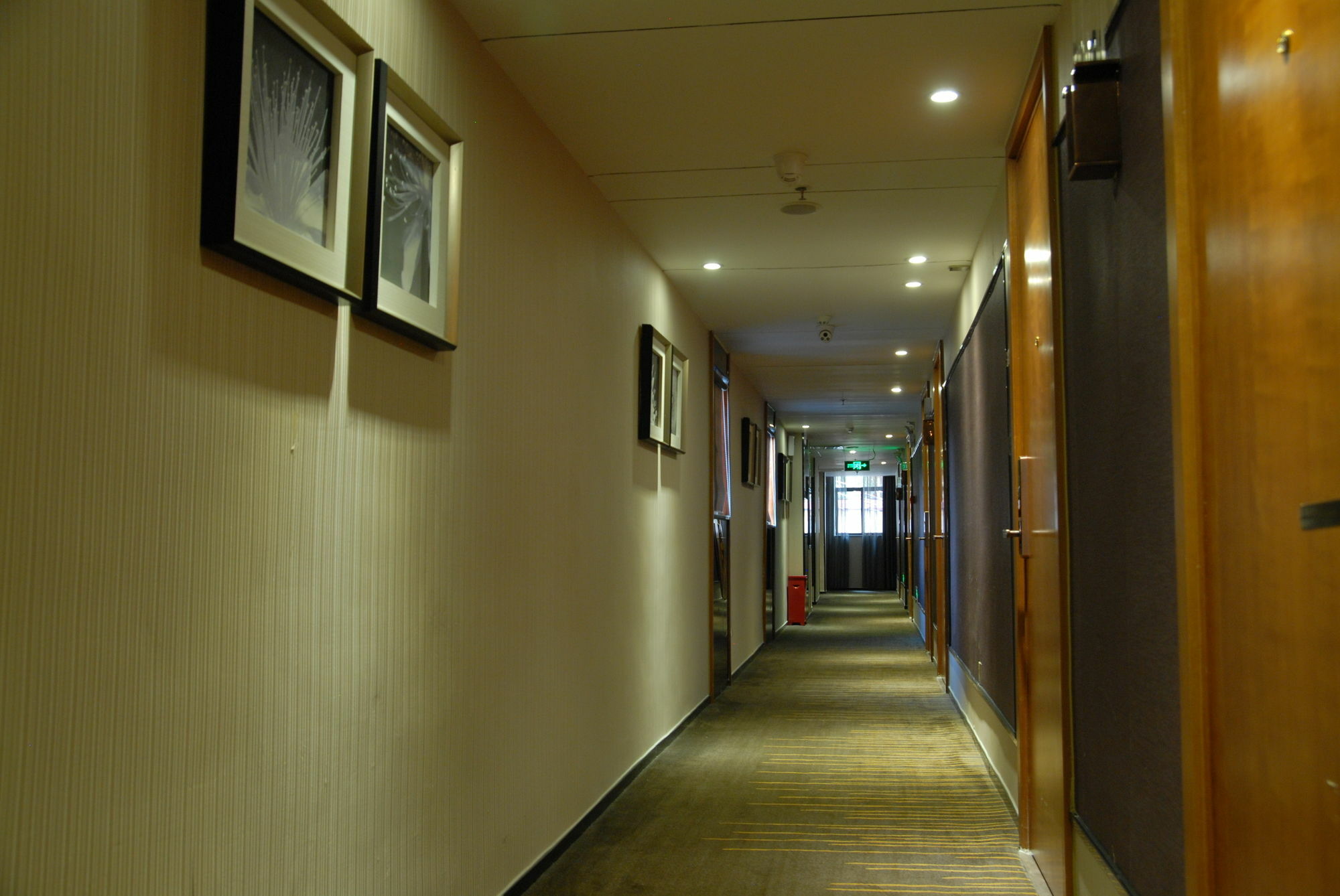 Insail Hotel Джухай Екстериор снимка